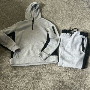 M mens RBX Xtrain jogger set… great condition